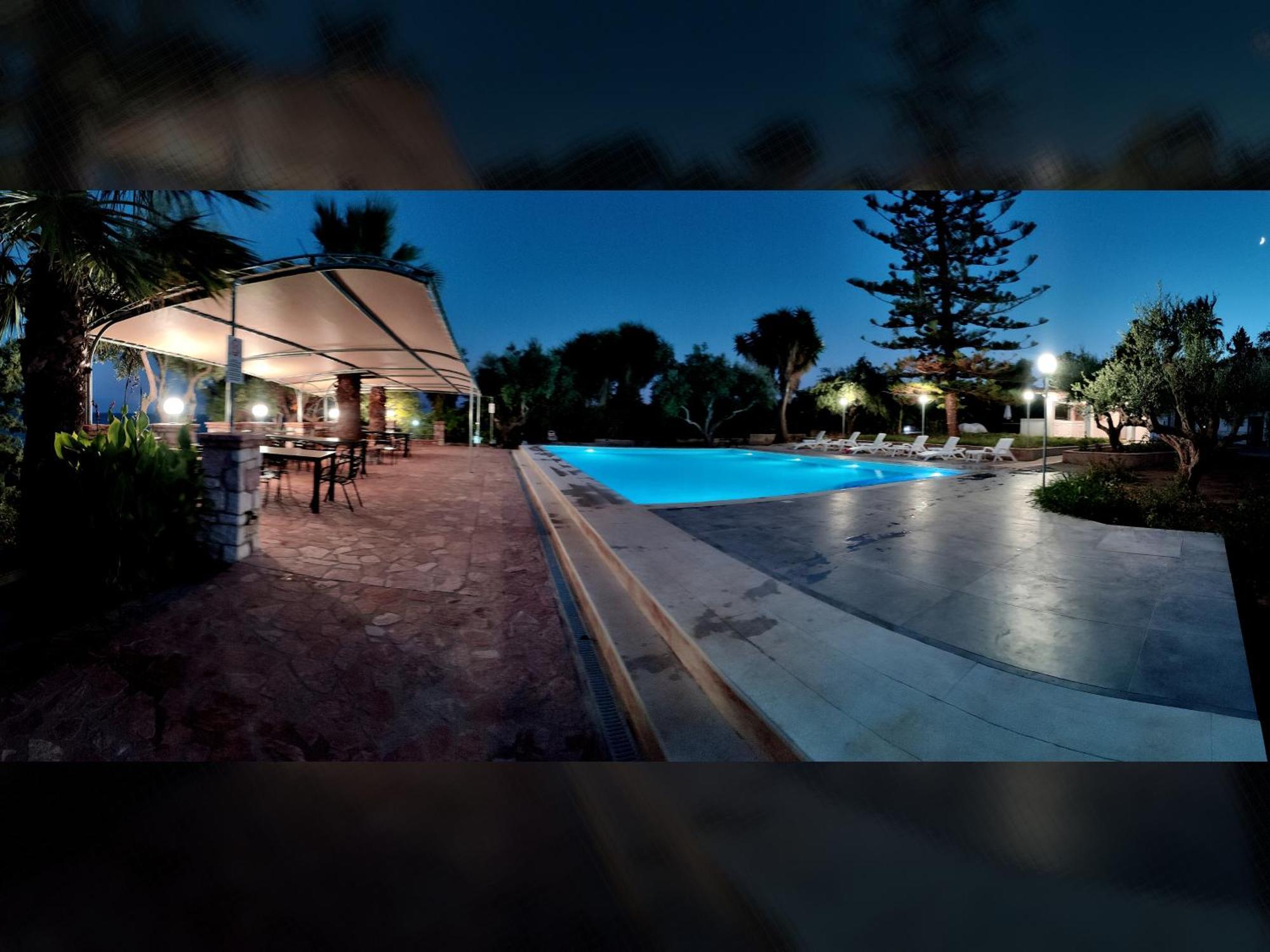 Arokariapartments โคโรนิ ภายนอก รูปภาพ